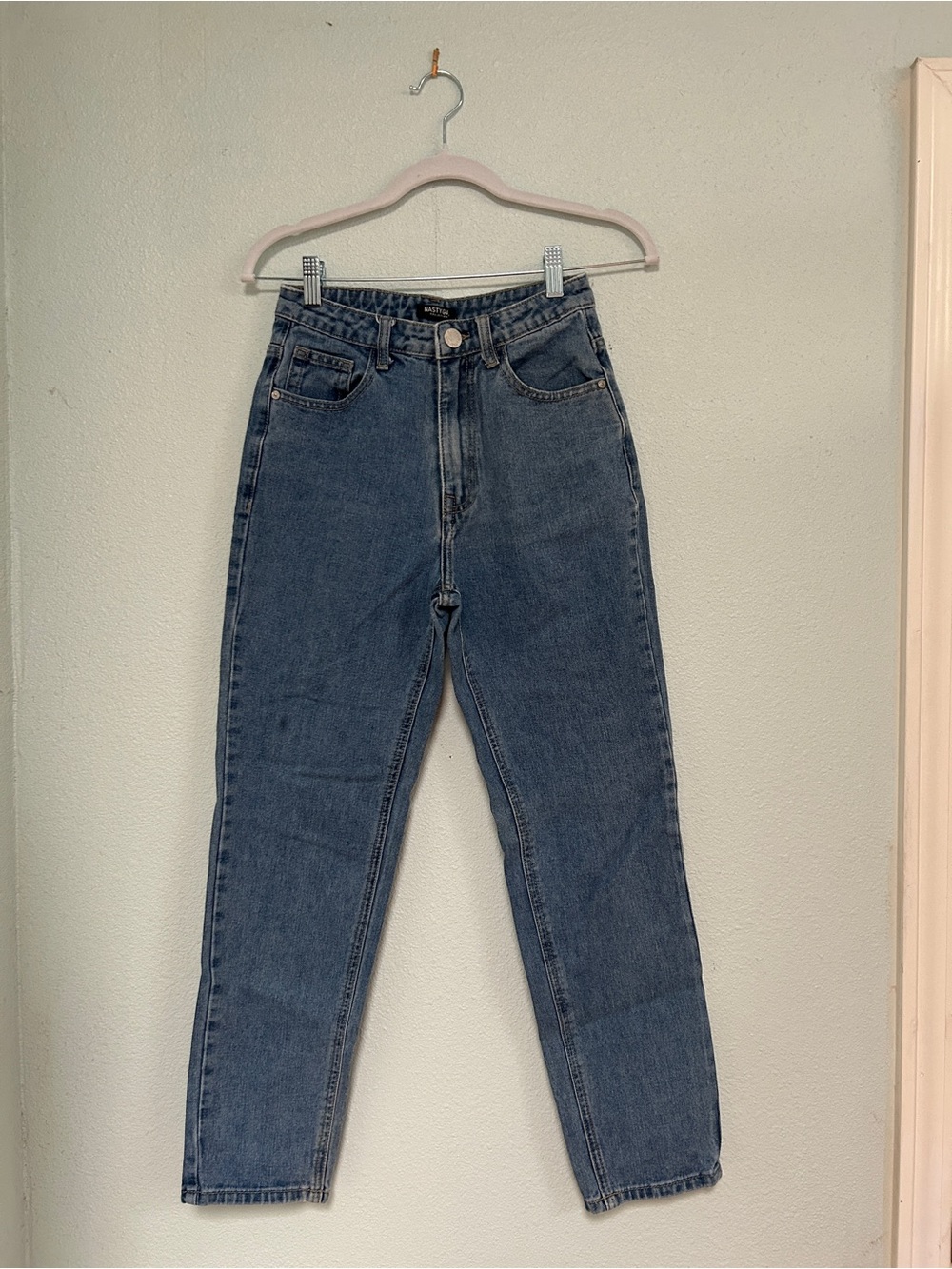 Nasty Gal High-Rise Jeans in Medium Blue Wash